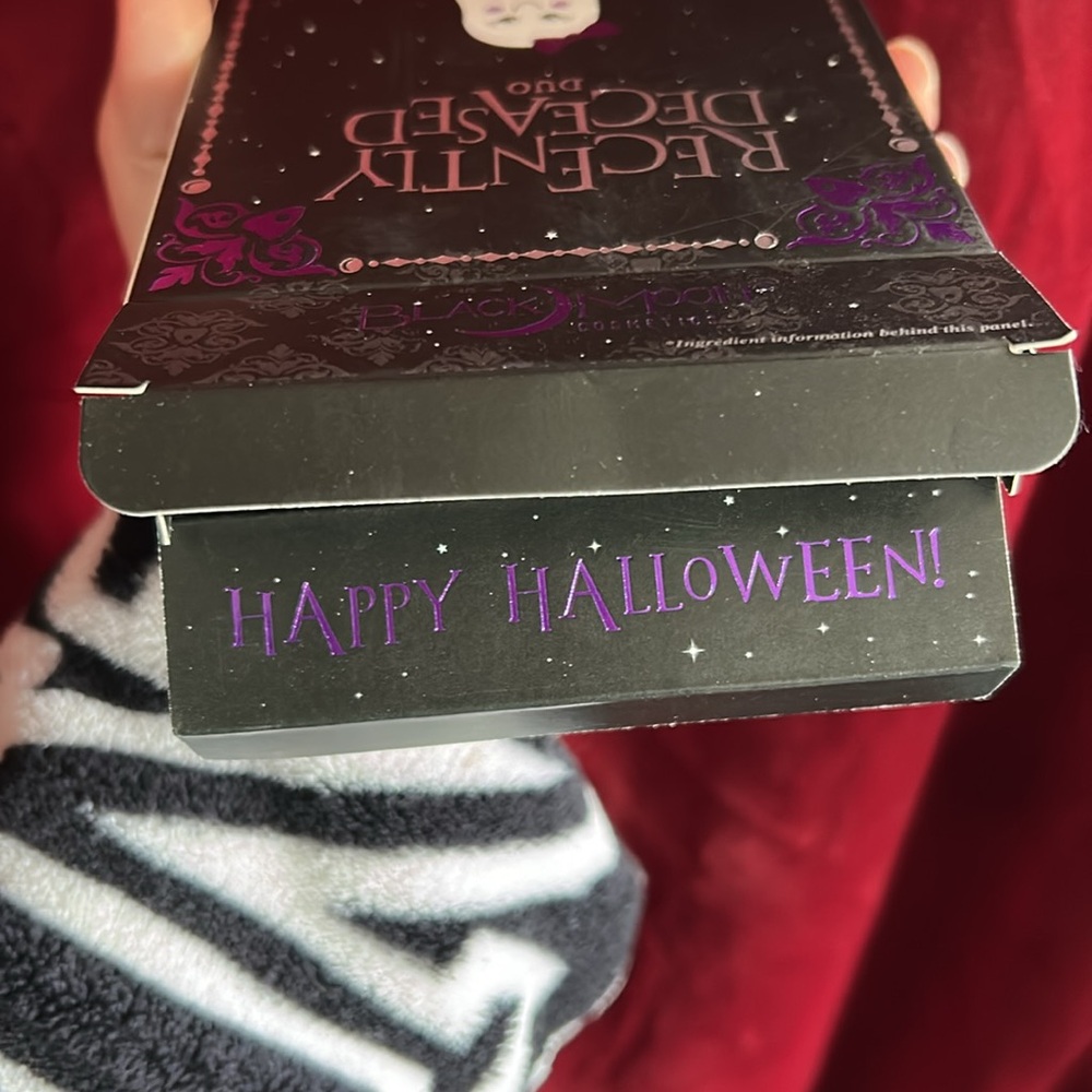 Black Moon Cosmetics Recently Deceased Duo-Highlighting Blush and Lip Gloss - Picture 6 of 13